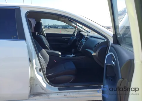 2016 Nissan Altima 2.5/2.5 S/2.5 Sl/2.5 Sr/2.5 Sv from USA, damaged, VIN 1N4AL3AP9GC136053